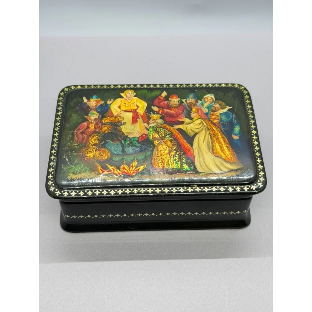 VTG Trinket Red Lacquer Interior Hand Painted n Foil Trinket Box Fairy Tail READ